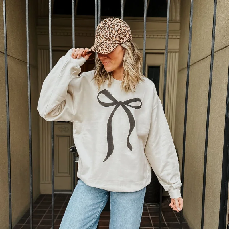 Neutral Bow Plush Crewneck